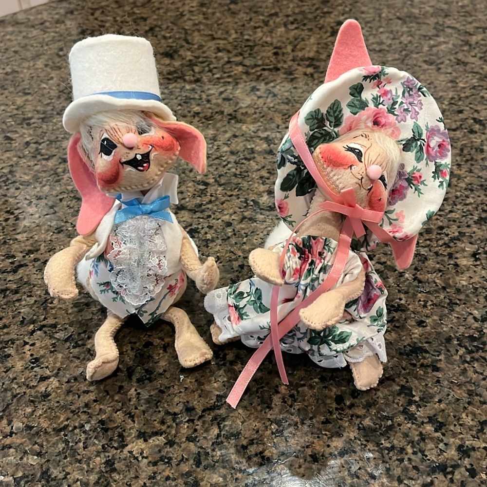 Annalee Mr. & Mrs. Bunny